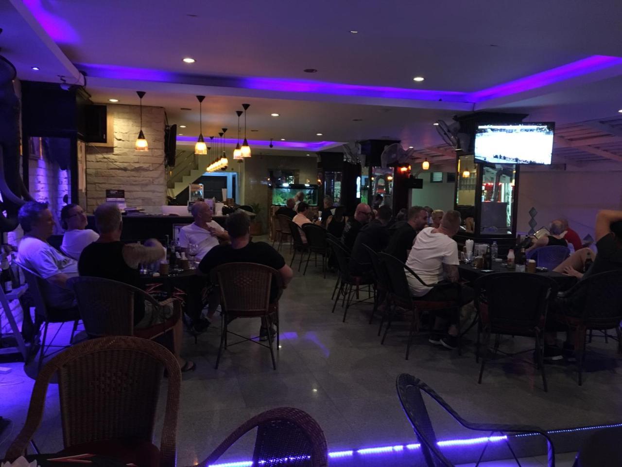 Zip Hotel & Restaurant Pattaya Dış mekan fotoğraf